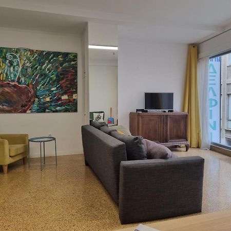 Delfini Home Plaka/Acropolis Αθήνα Δωμάτιο φωτογραφία